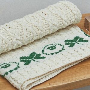 Aran Sweater Company Baby Blanket merino Wool Cozy Cream Cable Knit Throw. NWT
